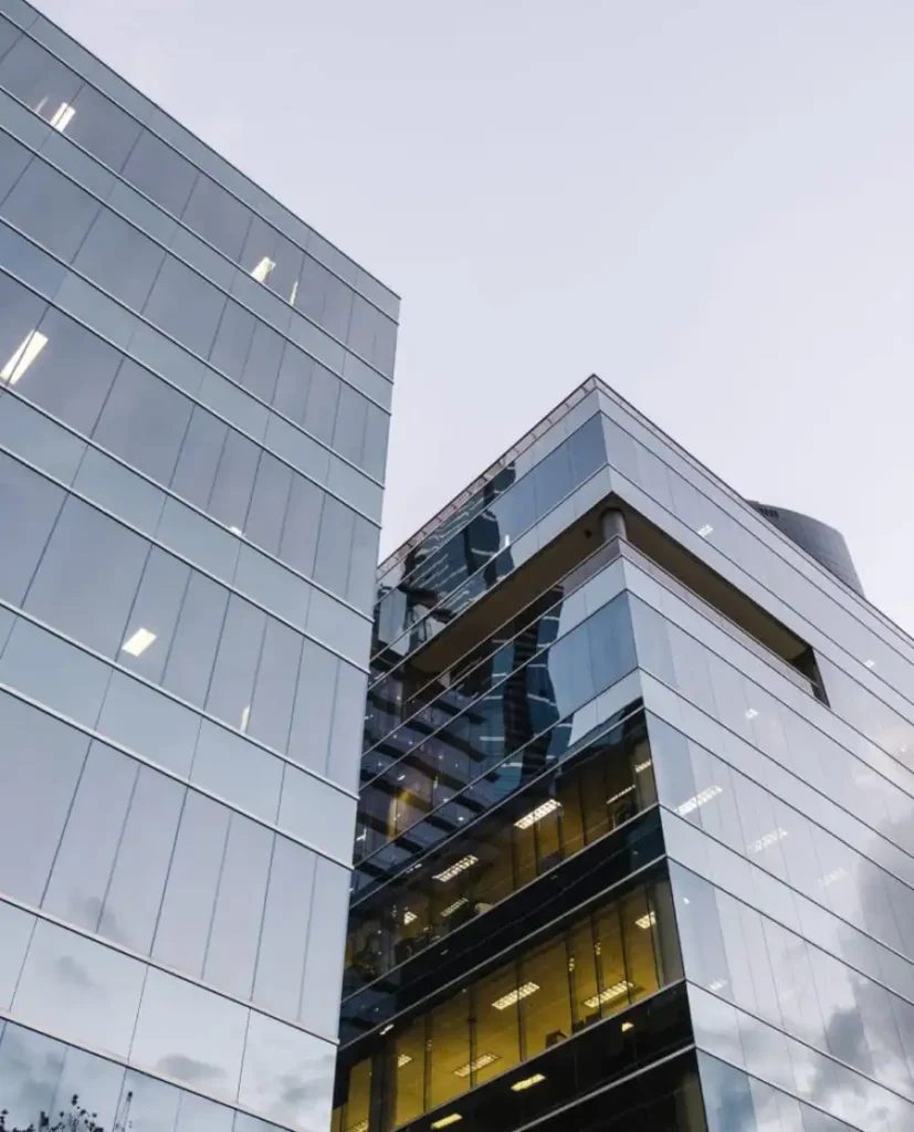 Fachada de edifício corporativo